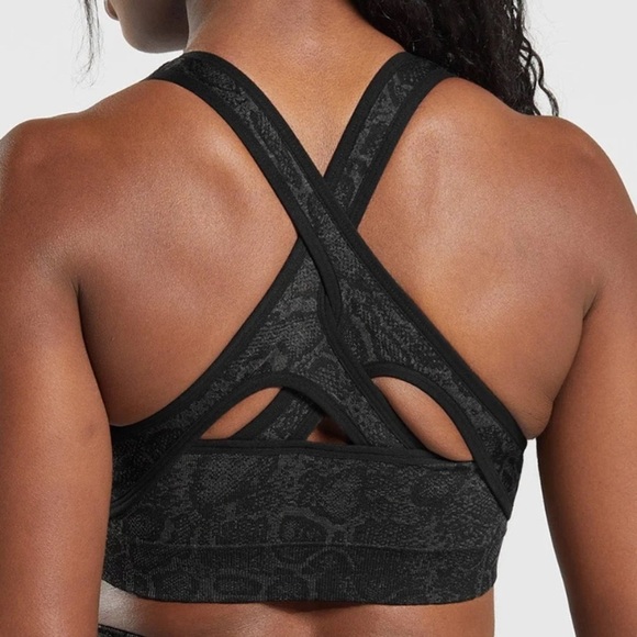Gymshark Adapt Animal Seamless Sports Bra Medium Support Black Charcoal Size XS - Picture 9 of 9